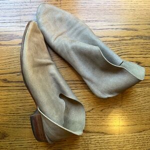 Elizabeth Suzann size 10 shoes